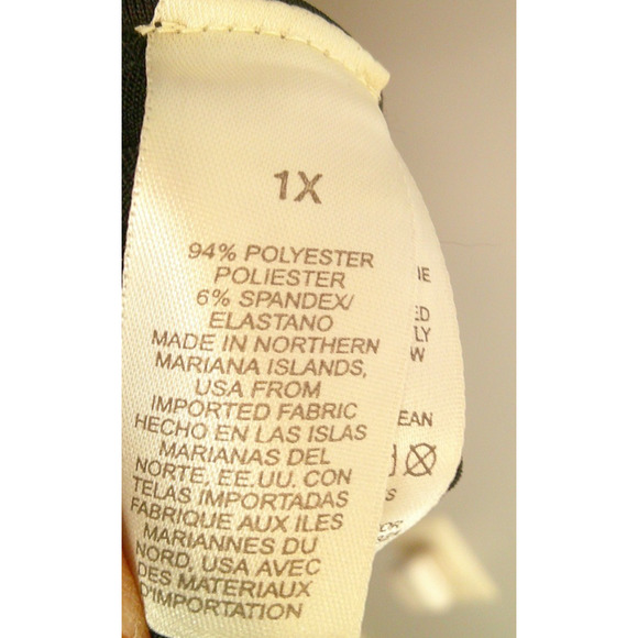 Liz Claiborne Woman Stretch 1X Black Short Sleeve V-neck Athletic Shirt NEW - Picture 7 of 10